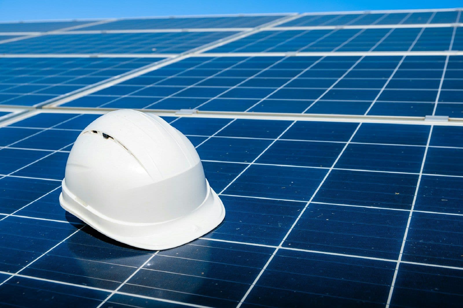 Lazio Energia Solare per Imprese — fondo perduto | Rea Soluzioni